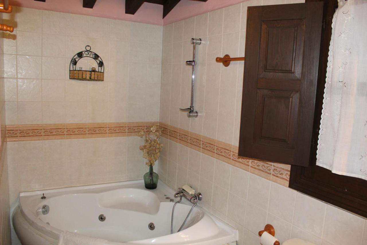 La Escondida Villa Tornavacas Ngoại thất bức ảnh